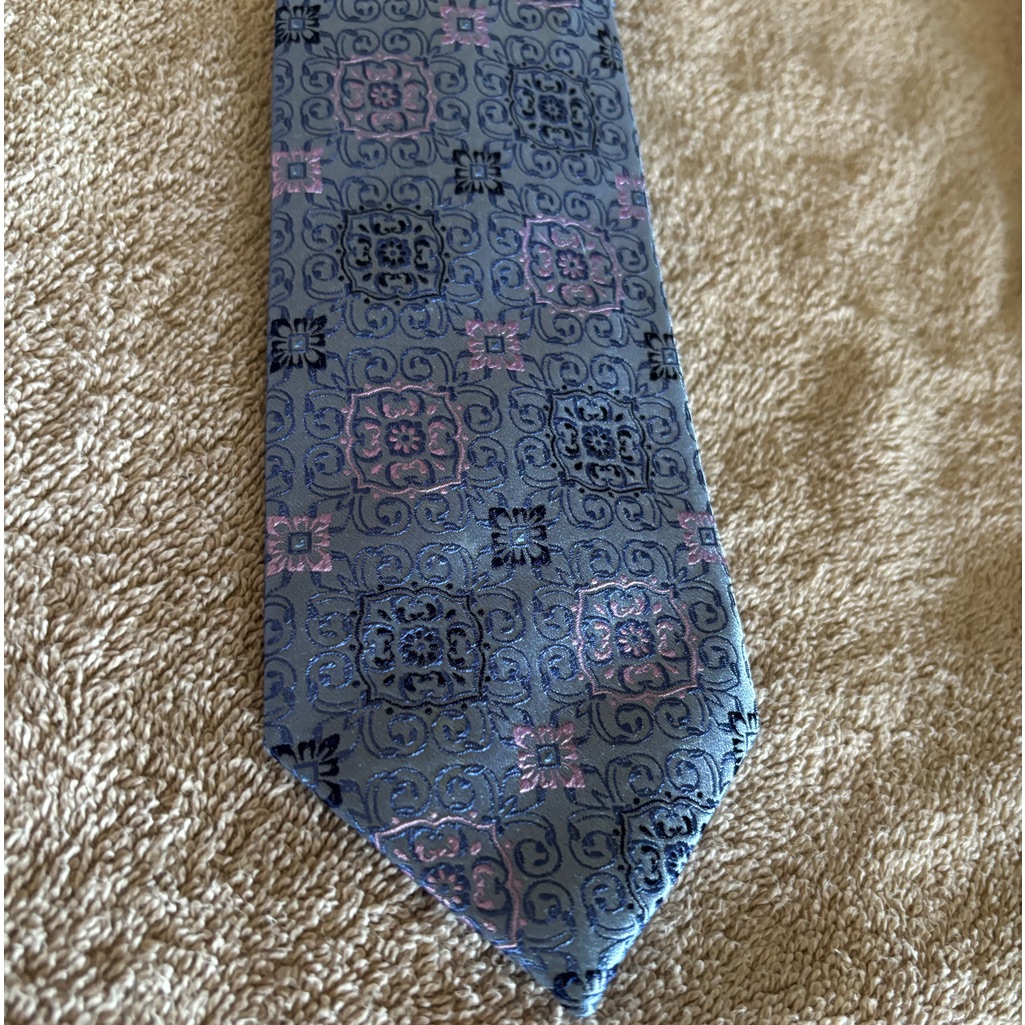 Tasso Elba Tie